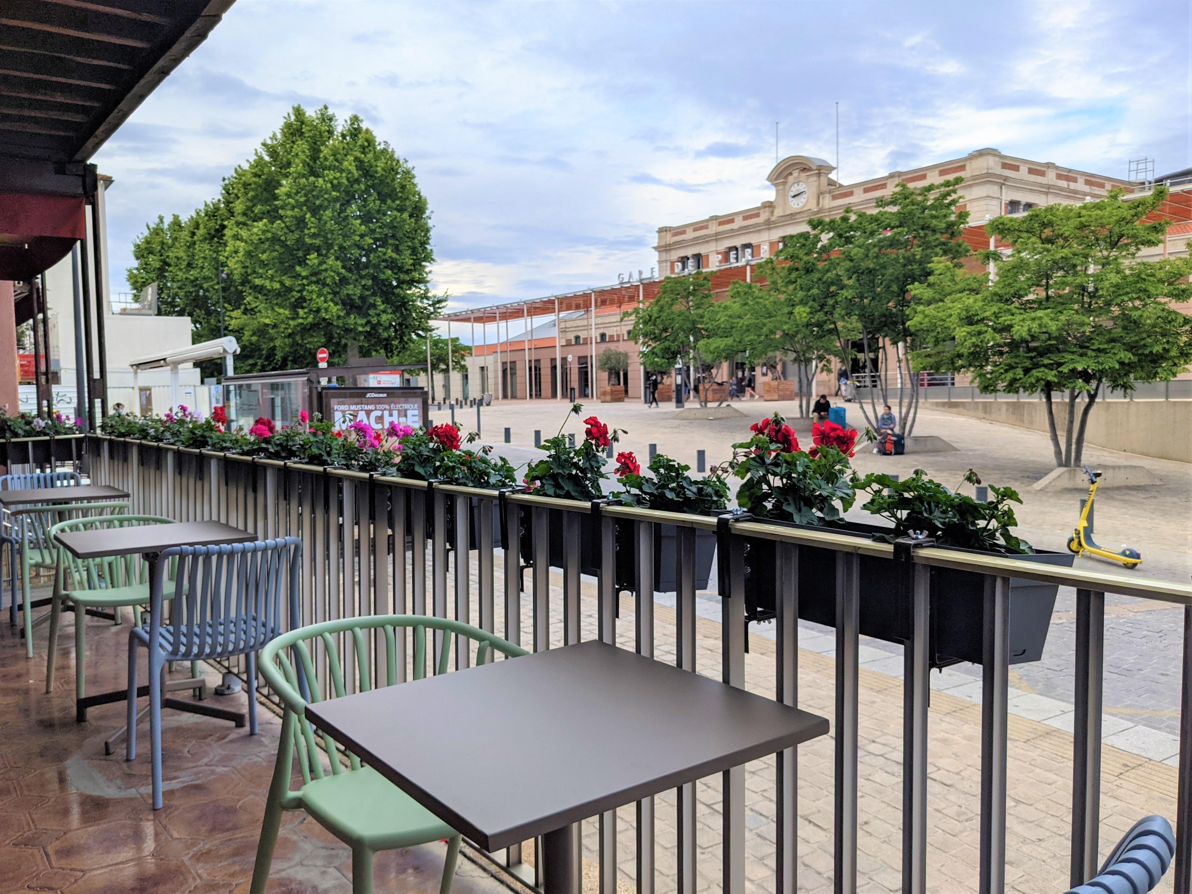 Hotel Pb - Paris-Barcelone Perpignan Bagian luar foto